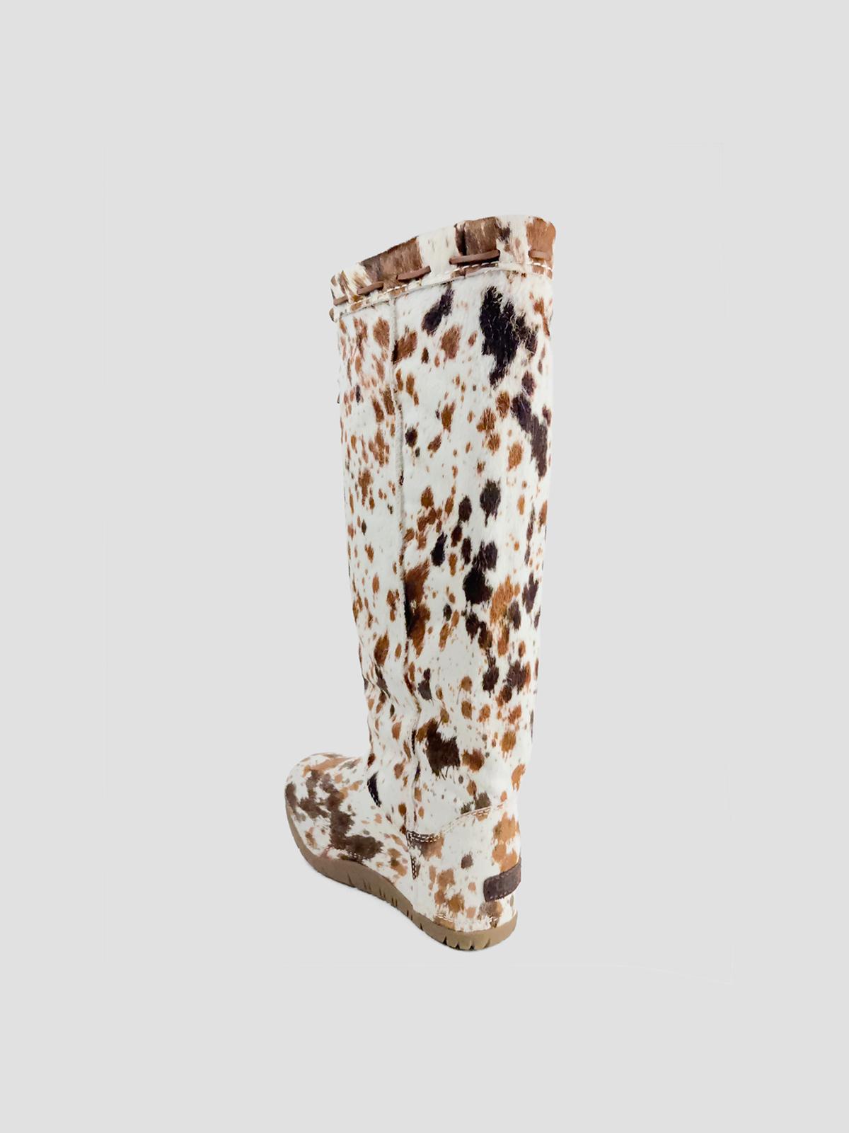 W bucked tall boot