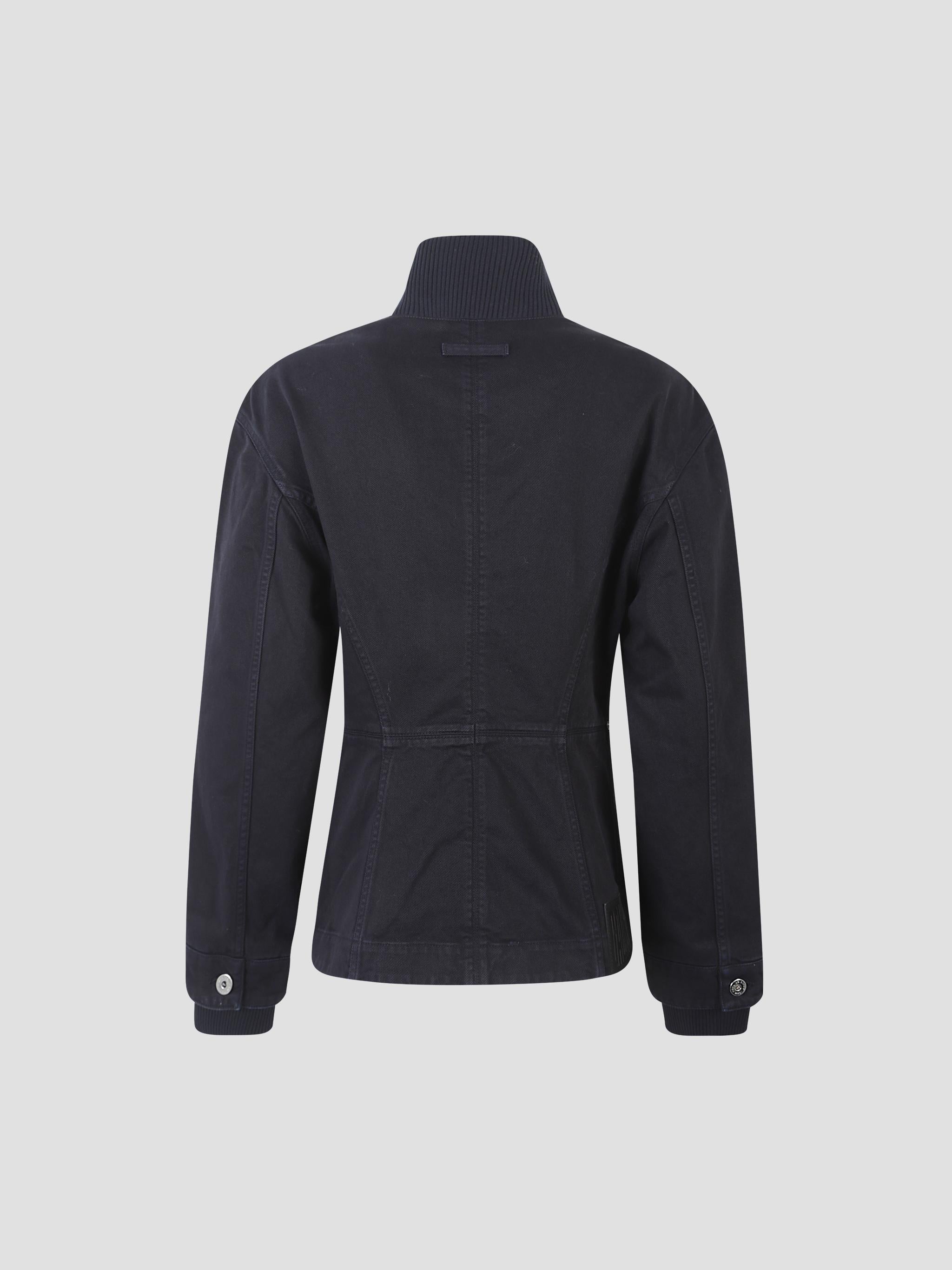 Fitted denim jacket