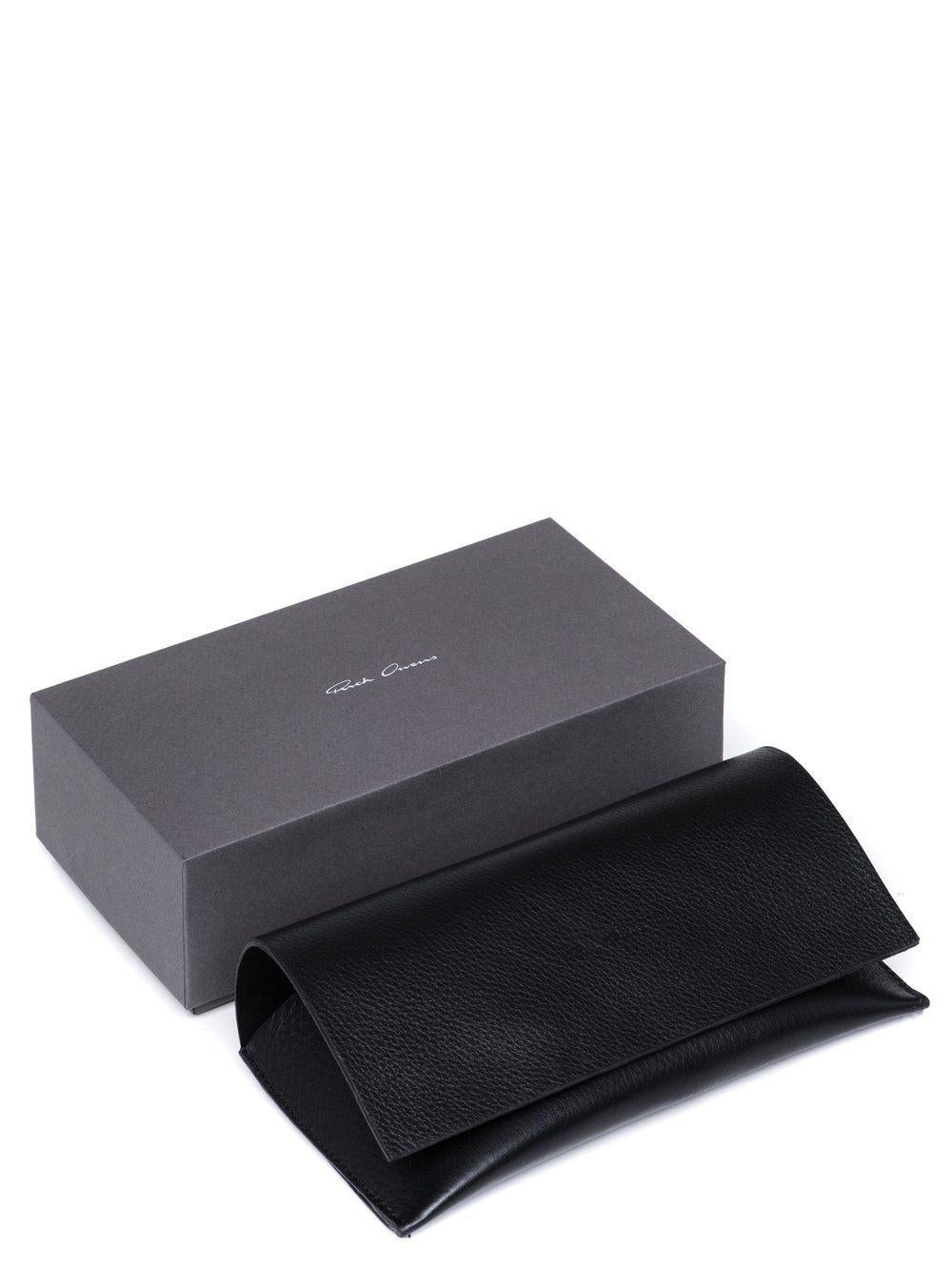 Sunglasses performa