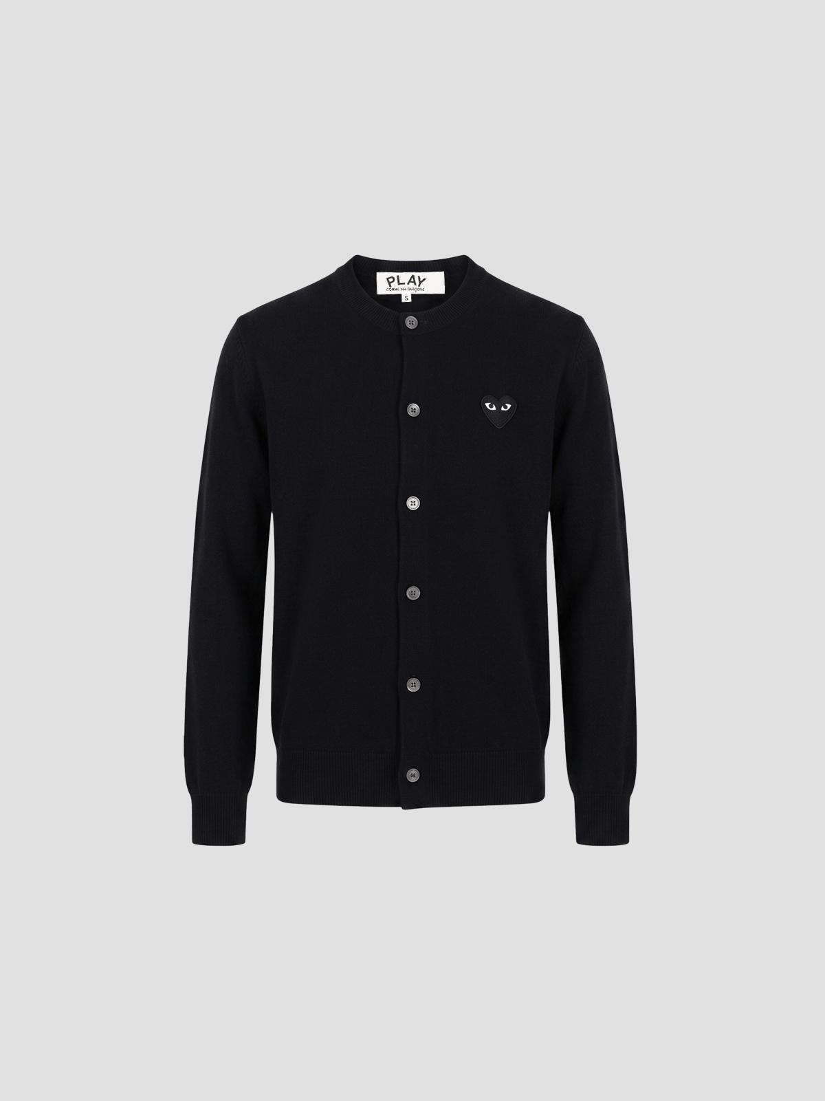 U round-neck black emblem knit