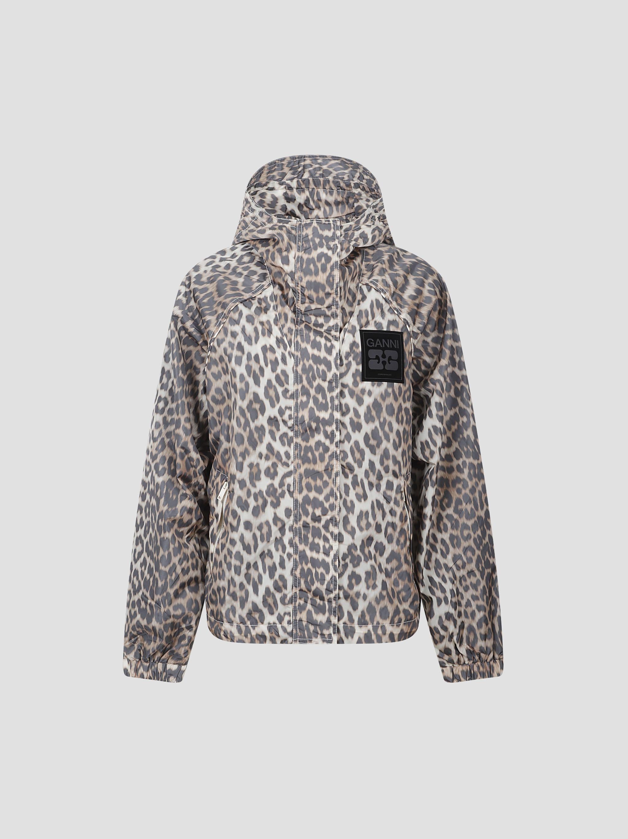 Flyweight nylon jacket