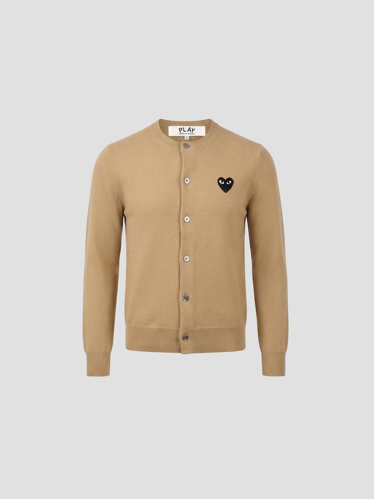 U round-neck black emblem knit