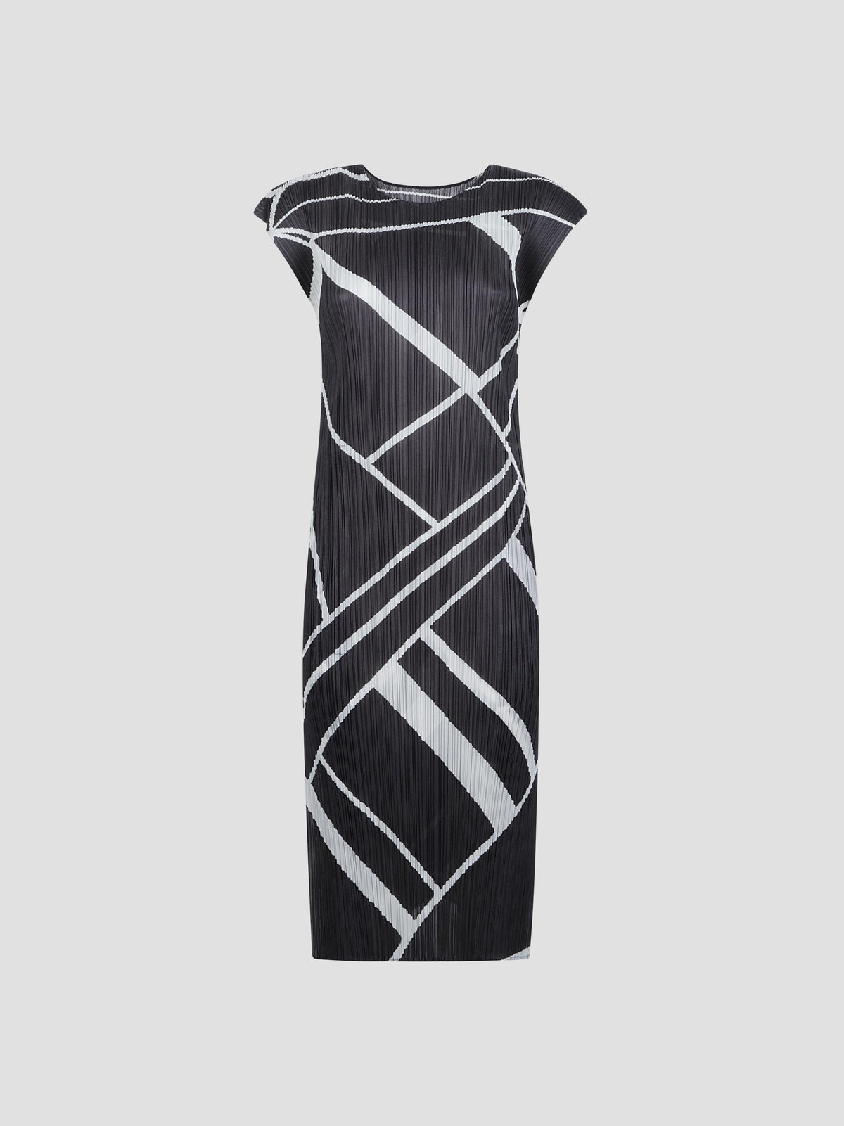 Fold line pleated dress