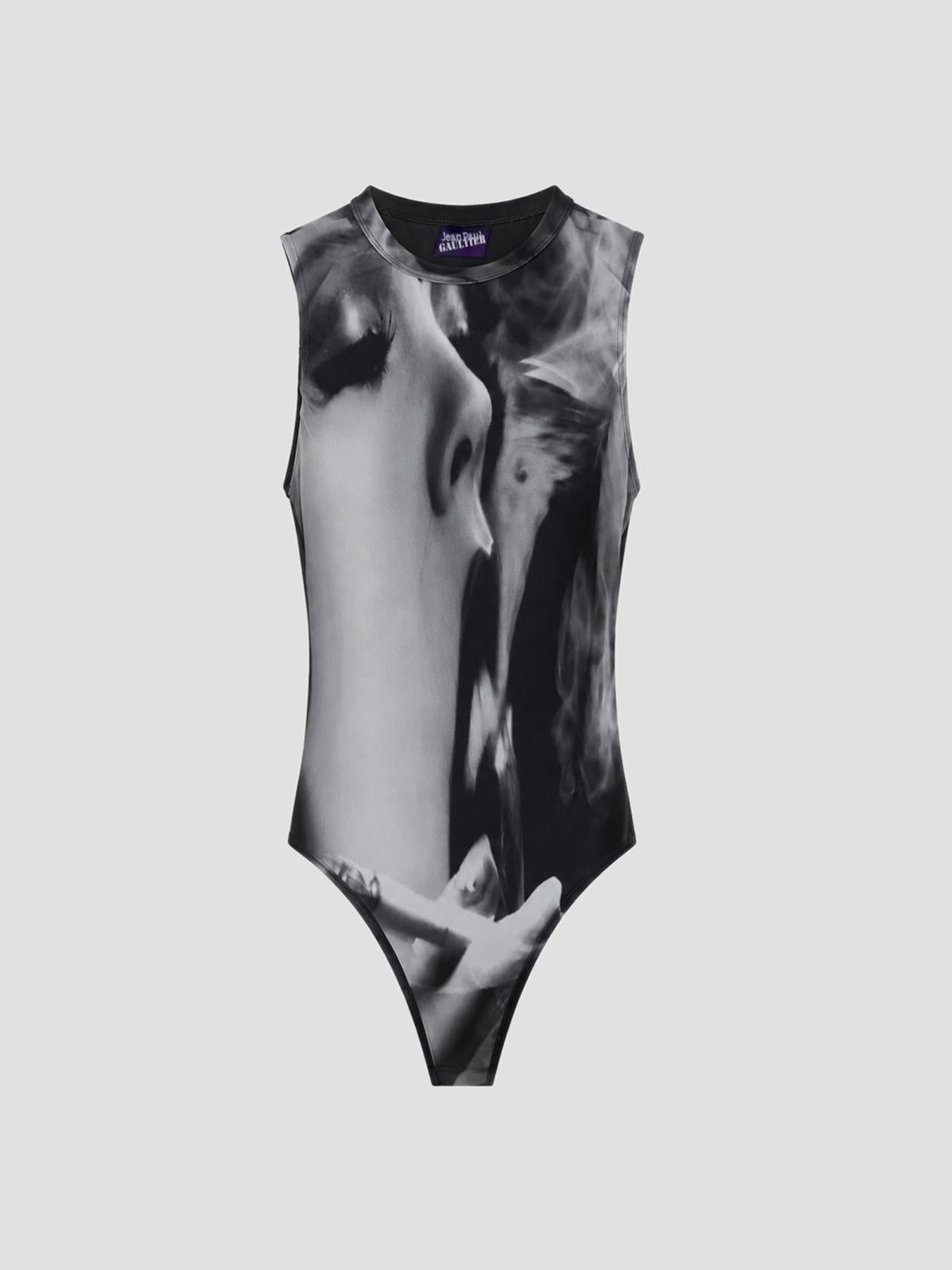 Tank top body printed smoking women"