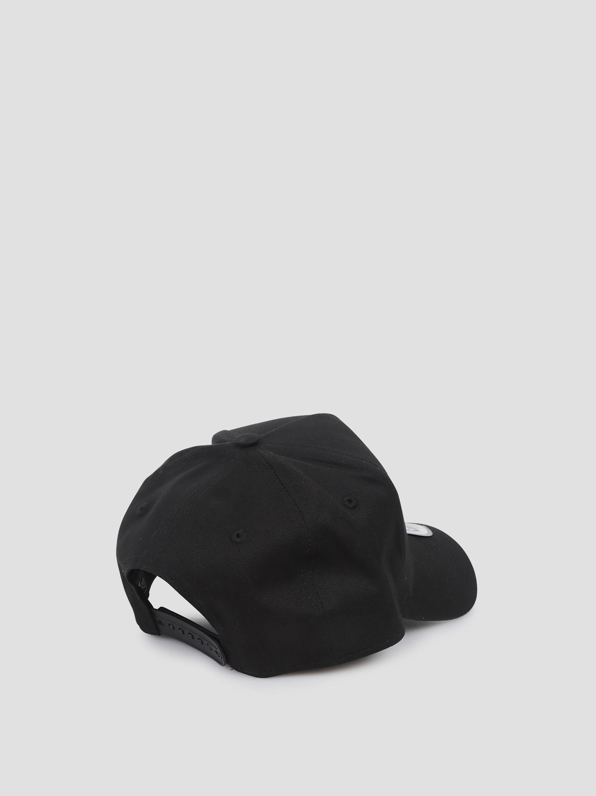 League essential eframe