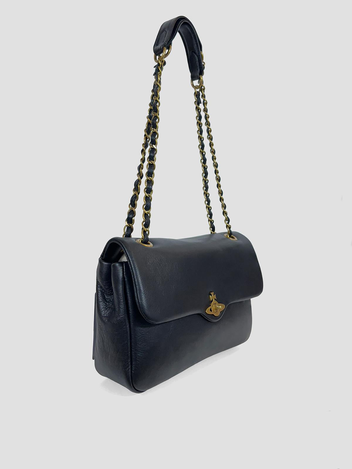 Anita chain shoulder bag m
