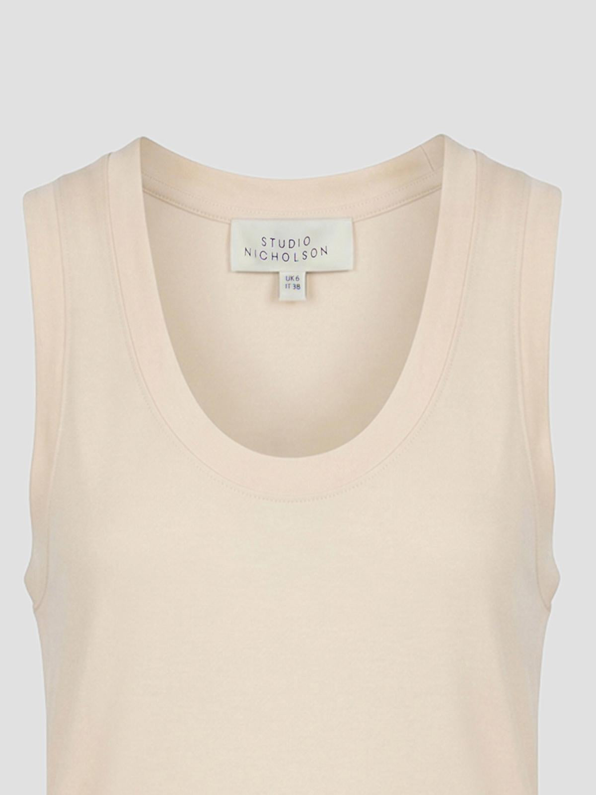 Scoop neck vest