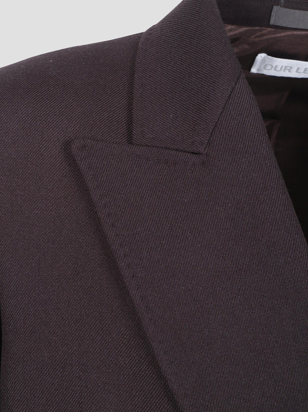 Extended whale wool coat