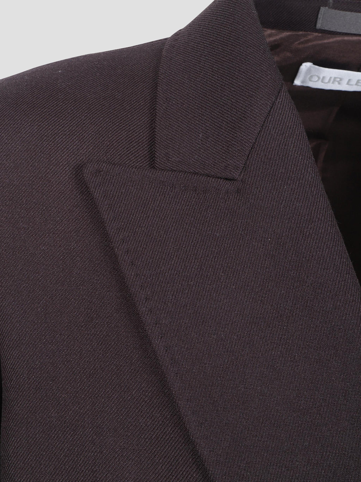Extended whale wool coat