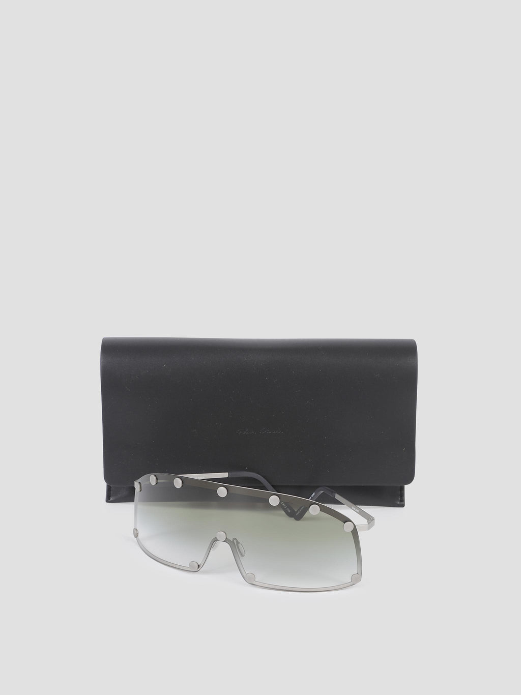 Sunglasses shielding