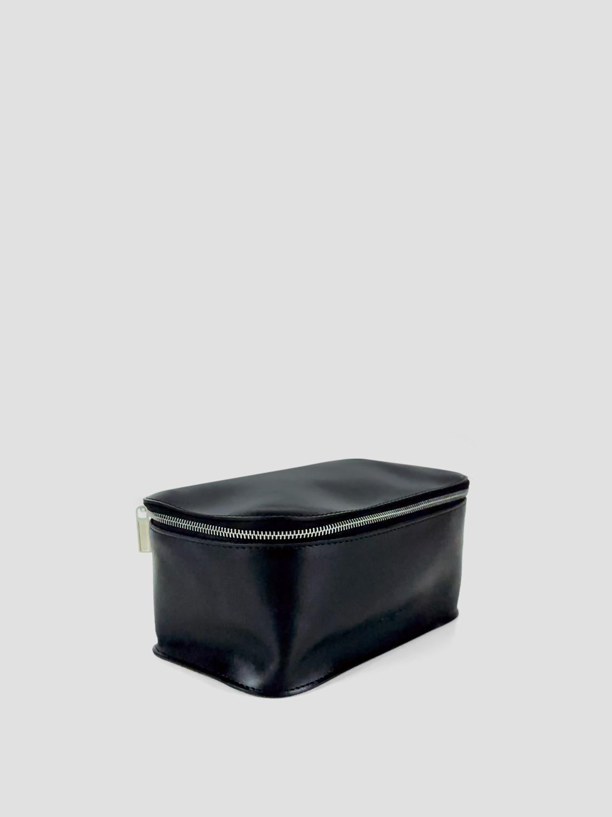Medium beauty bag