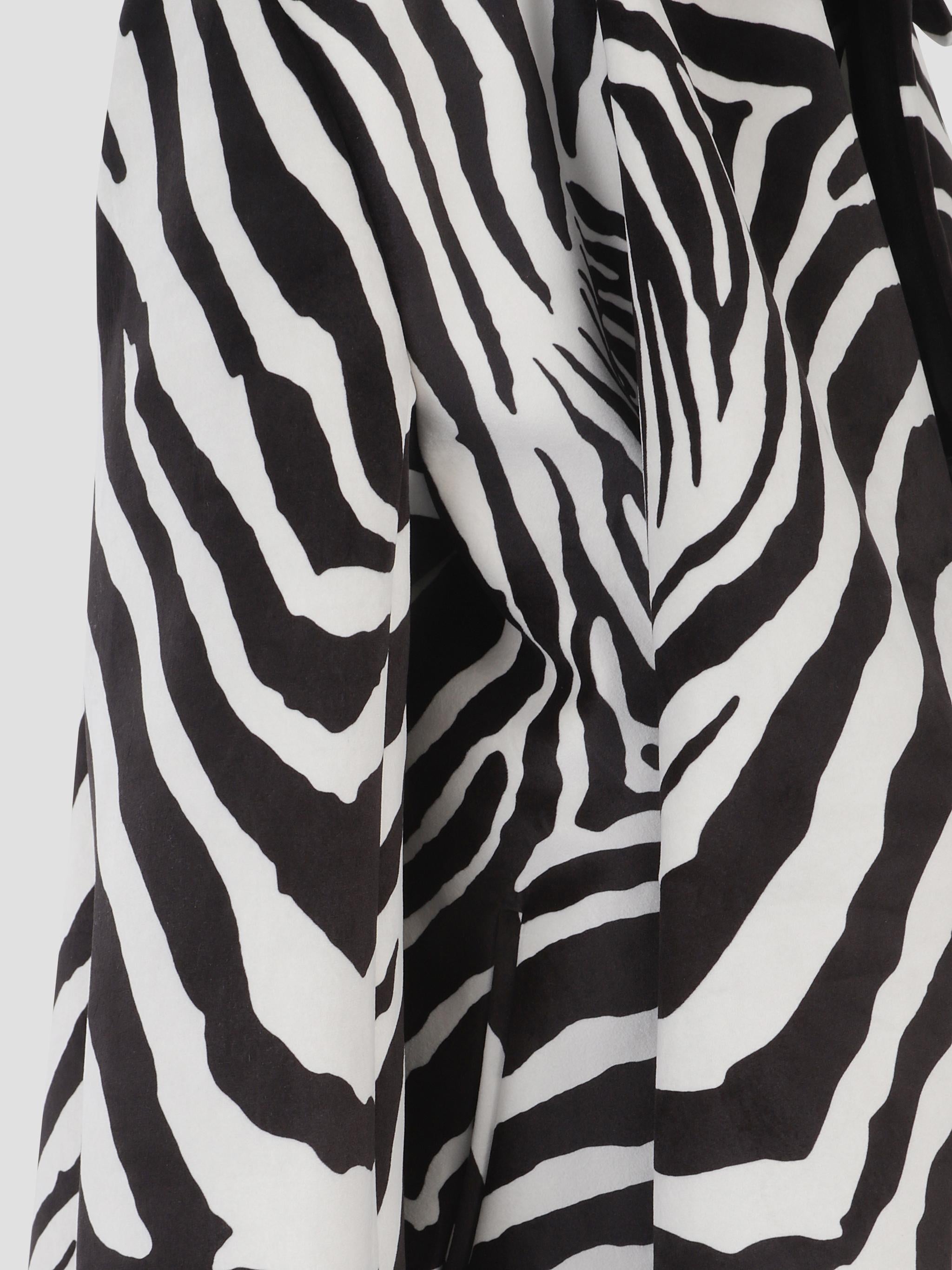 Sculptured oversized coat