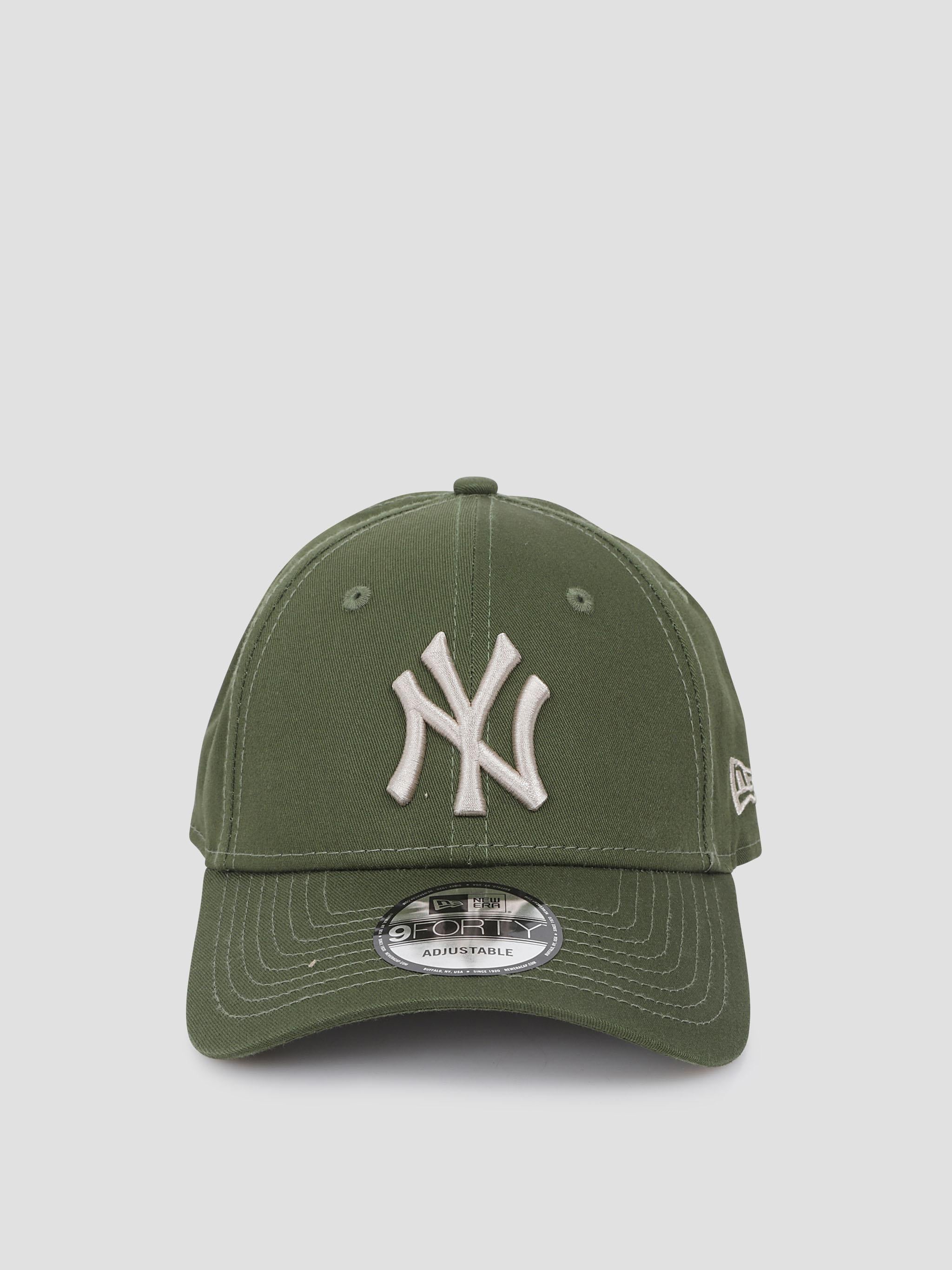 League essential 9forty neyyan