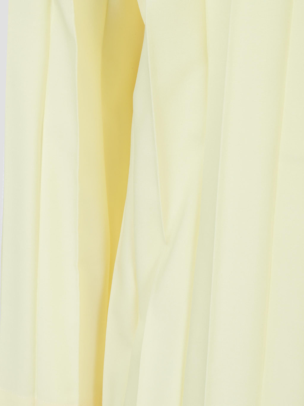 Edge shirt pleated shirt