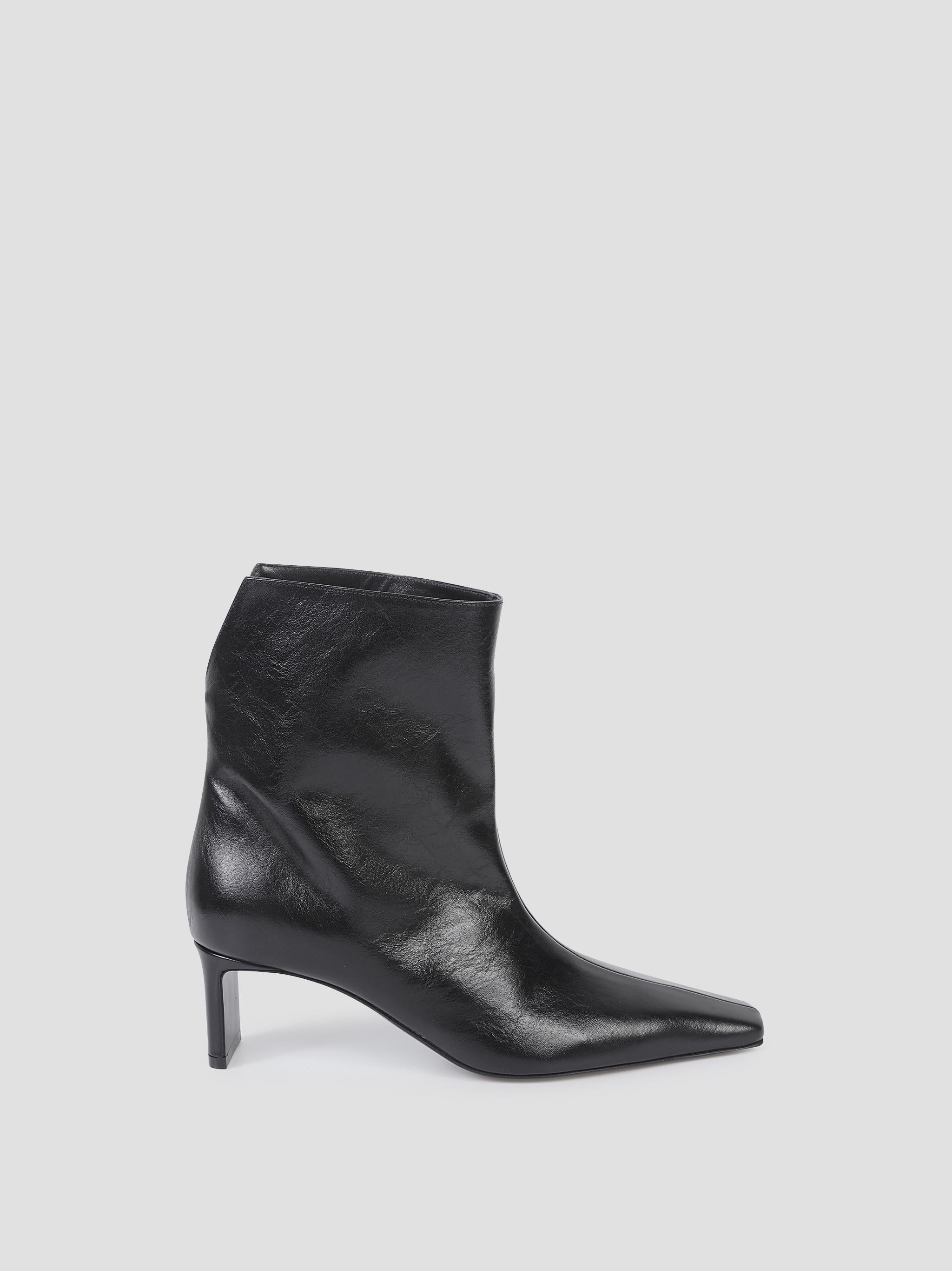 Ona ankle boot