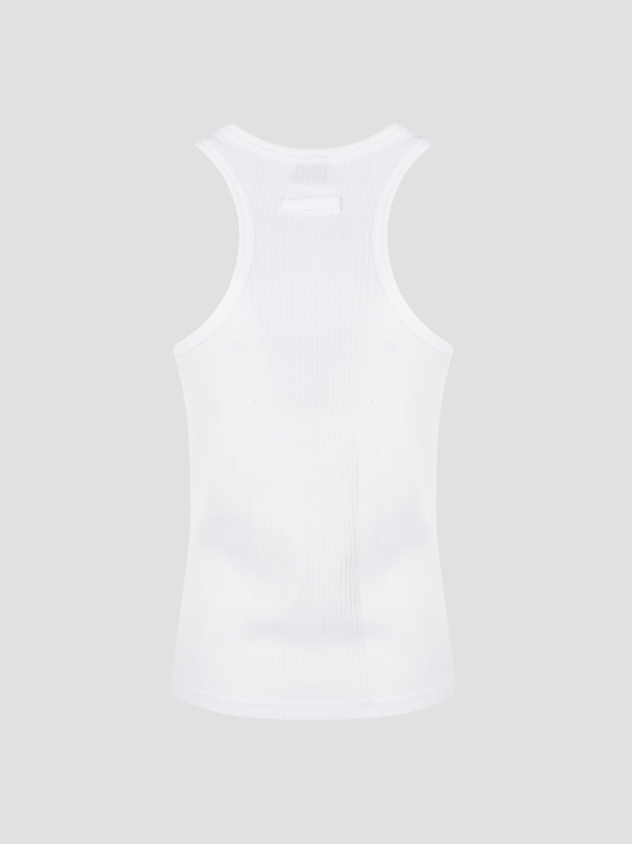 Tank top with with overall engraved