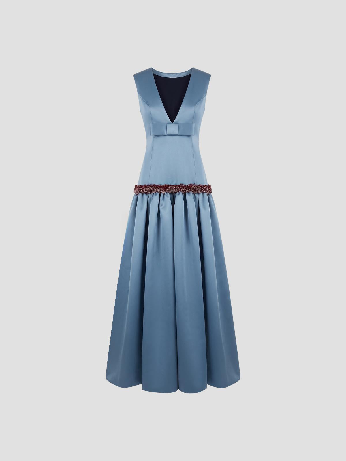 Long dress with anemone embroidery