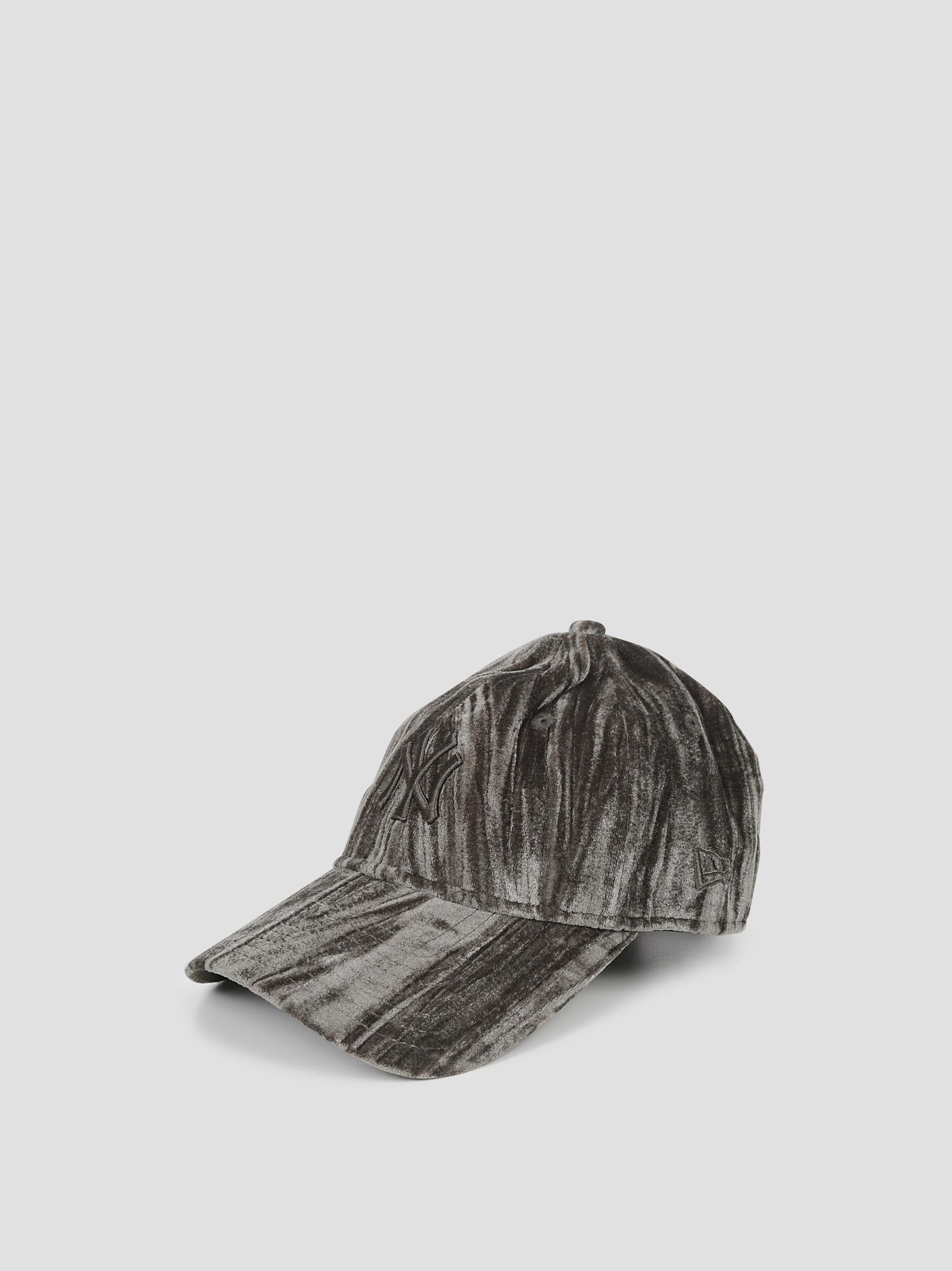 9twenty new york yankees mlb women's velvet cap
