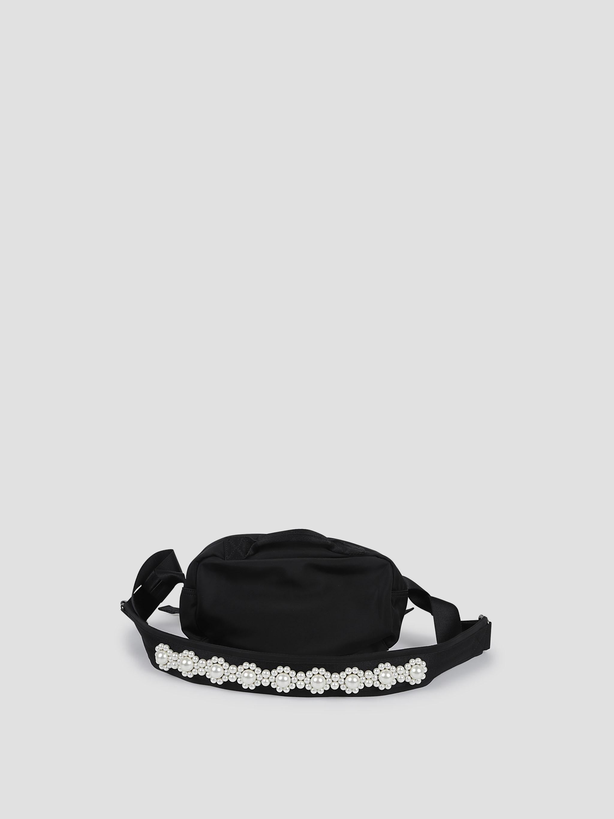 Classic bow crossbody bag w/ emb