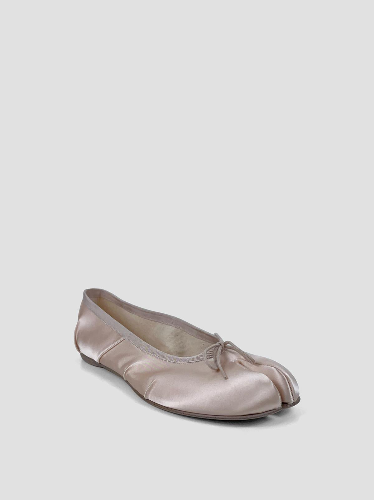 Tabi ballerinas