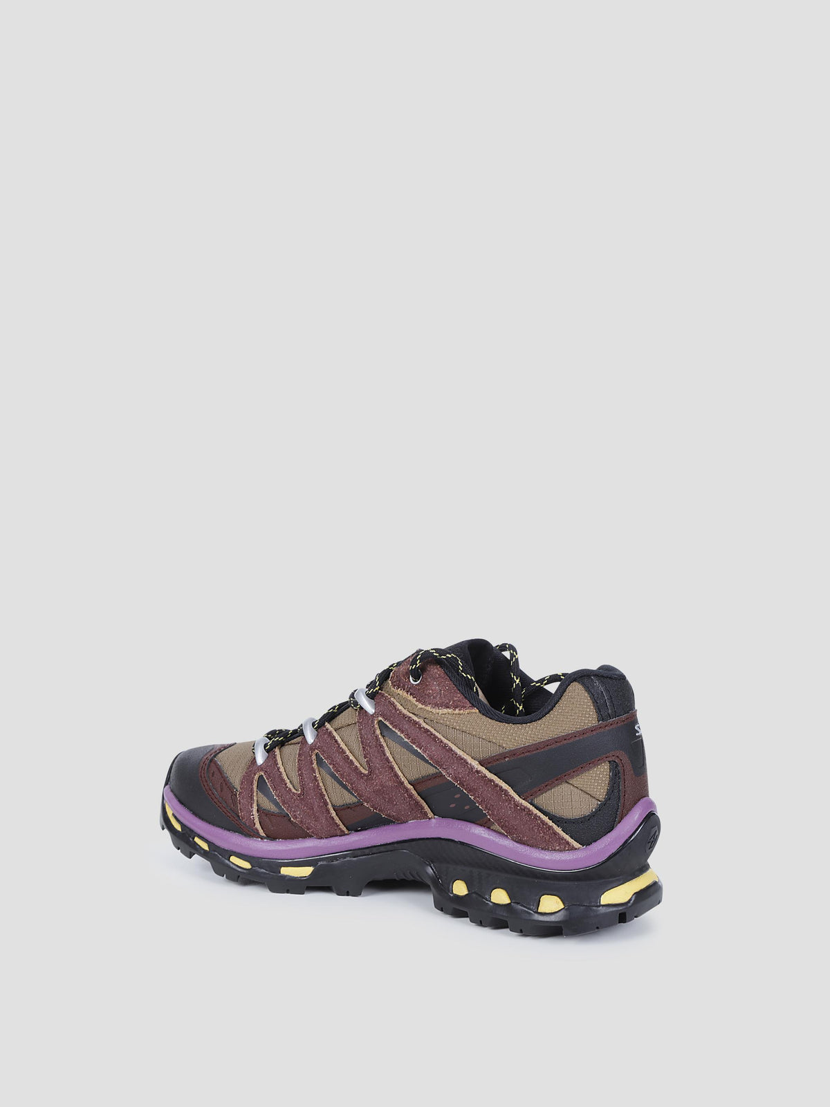 Xt-quest expedition sneakers