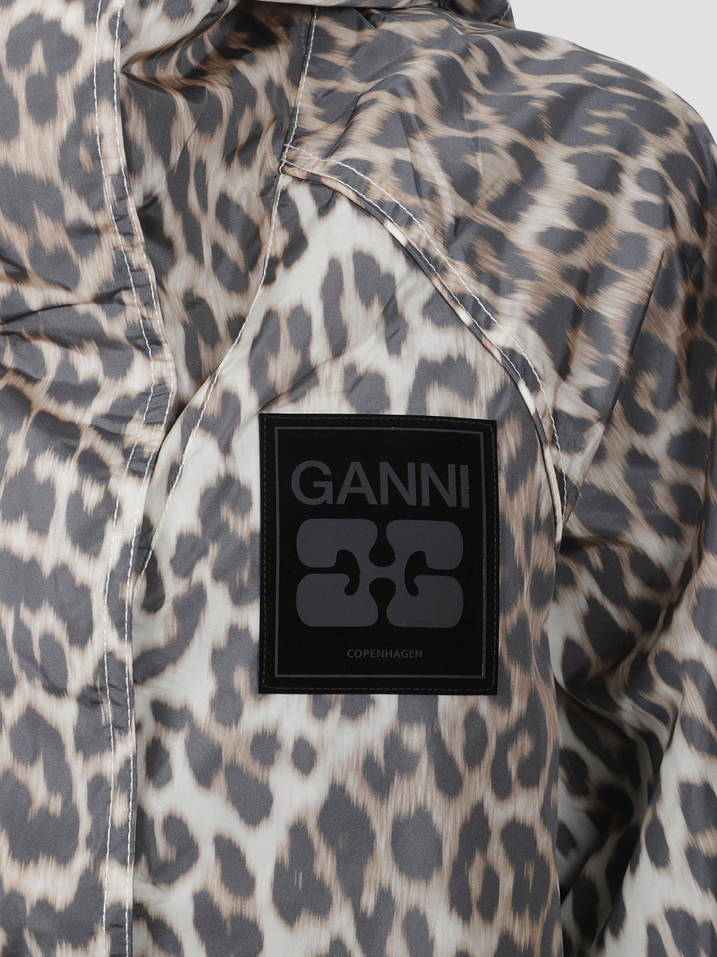 Flyweight nylon jacket