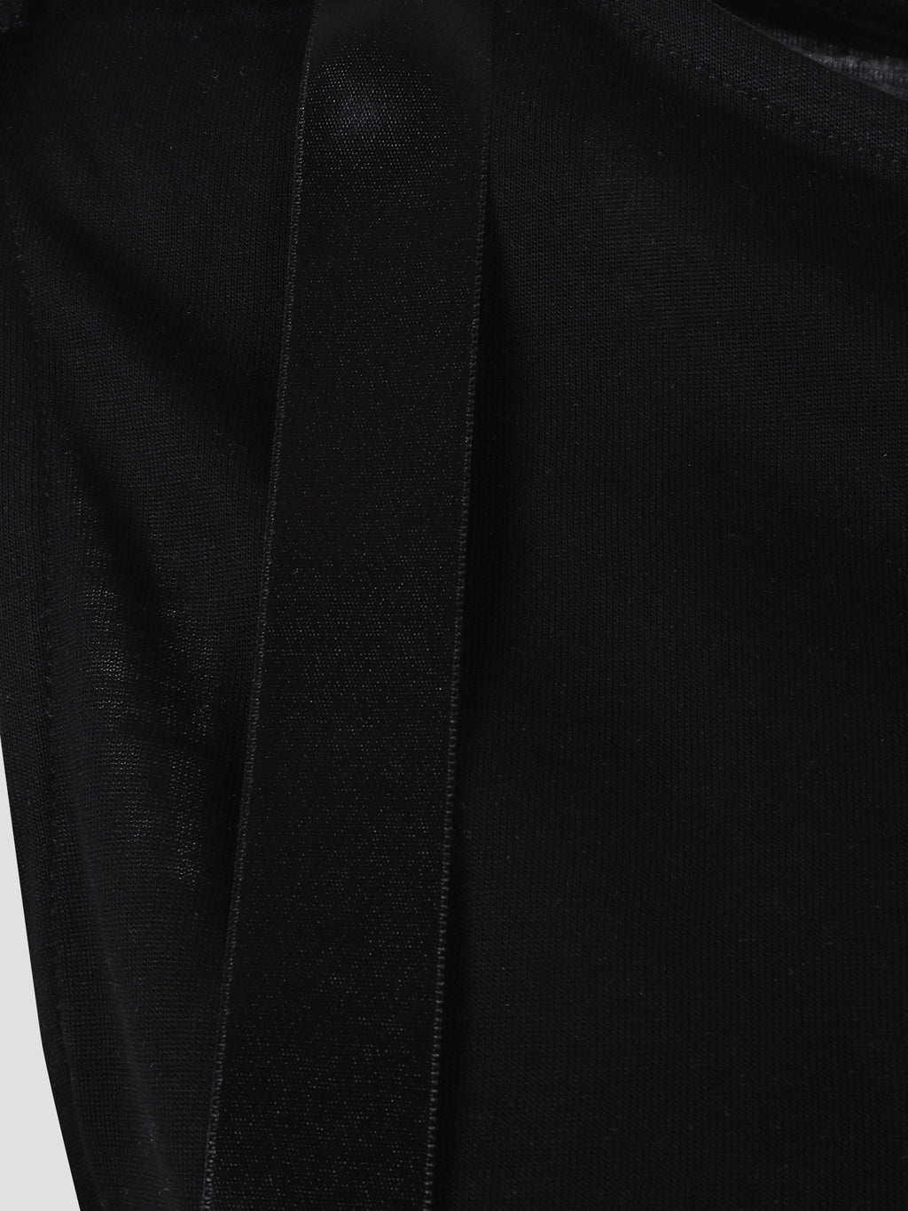 Bow ribbon tail tank