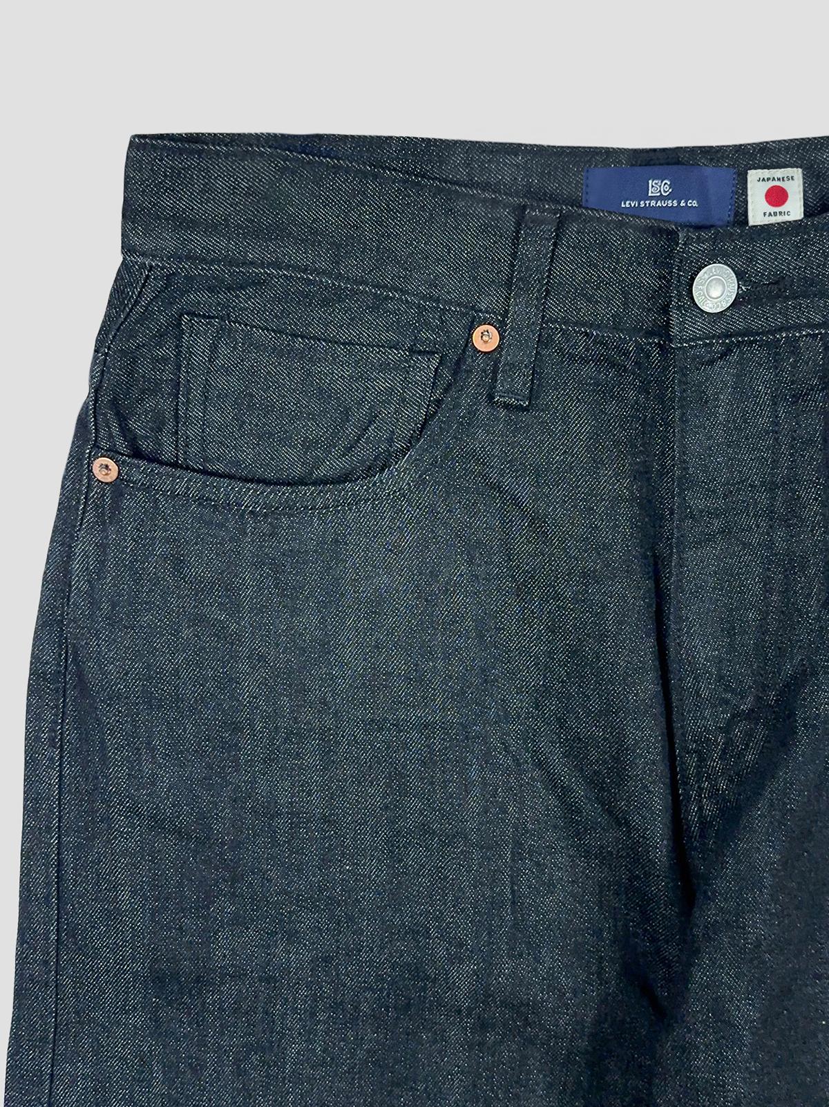 Blue tab marker loose bt black one wash moj