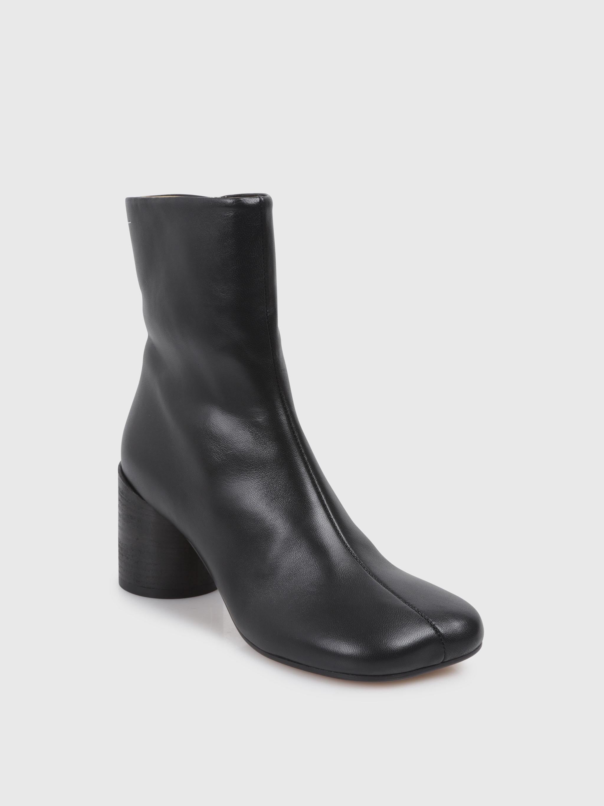 Ankle boot