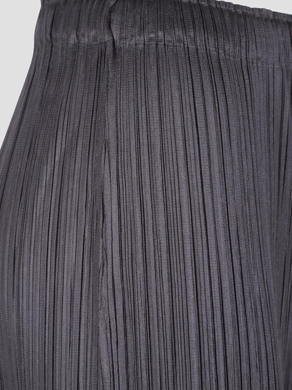 Monthly colors august slit-hem trousers