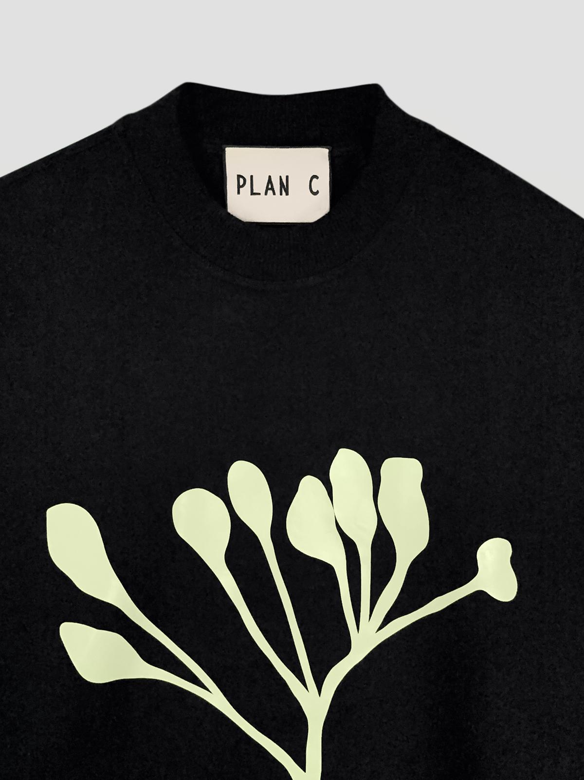 Long-sleeve sweatshirt