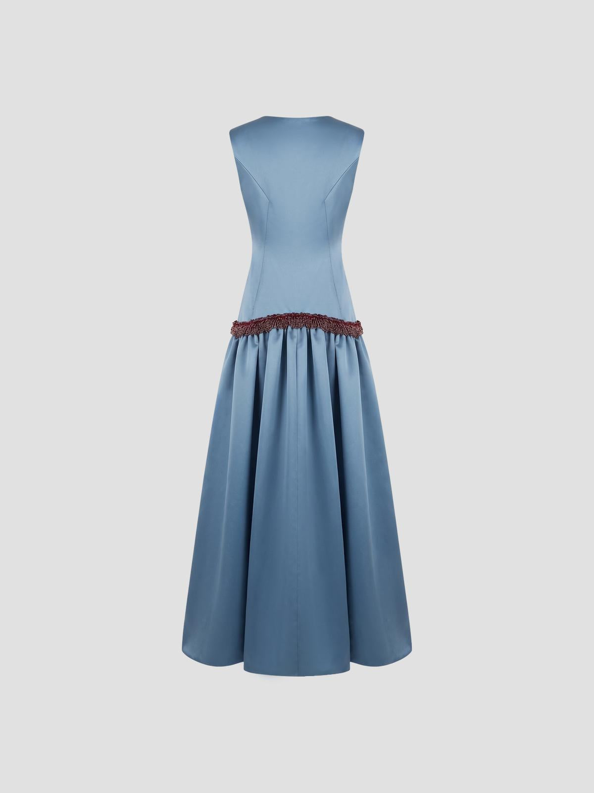 Long dress with anemone embroidery